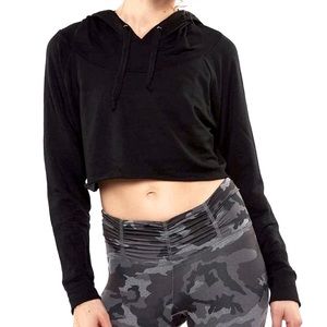 Strut This Cropped Sweatshirt | Black | Medium